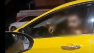 Adana’da taksi kavgası: Araç önünü kesen şoför, müşteriyi korkuttu