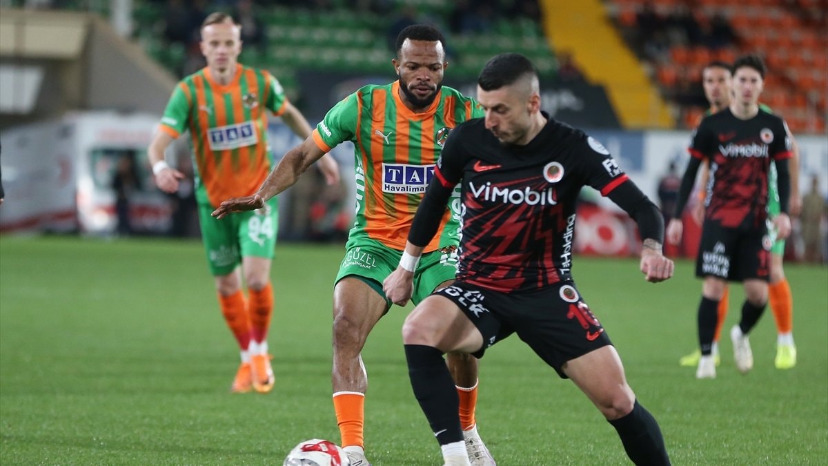 Alanyaspor ile Gençlerbirliği eşitliği bozamadı