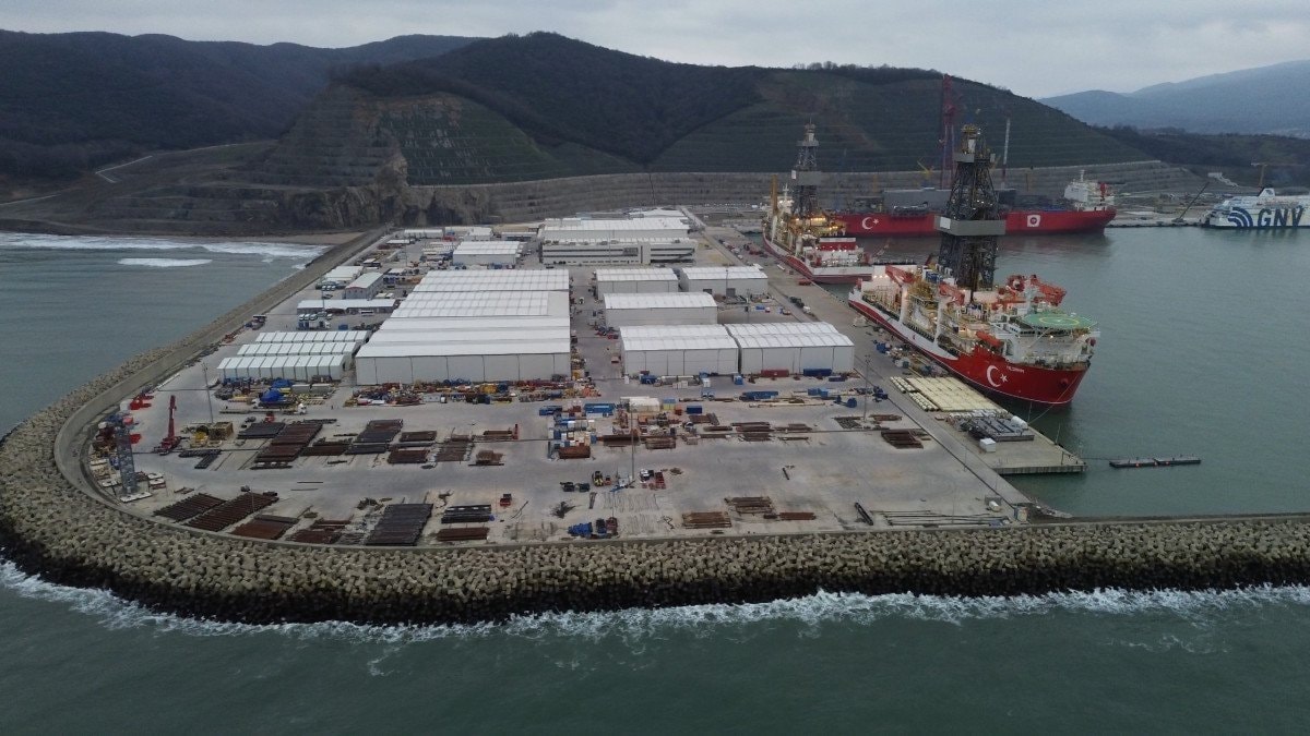 Alparslan Bayraktar’dan ‘Enerjide Tam Bağımsız Türkiye’ paylaşımı