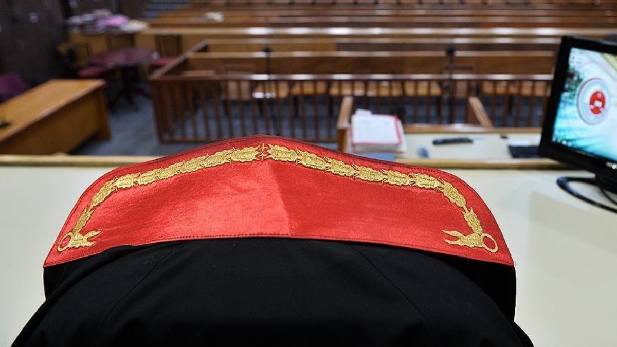 Antalya’da tutuksuz sanık, ‘İtirafçı Oldum’ diyerek üç kişiden helallik istedi