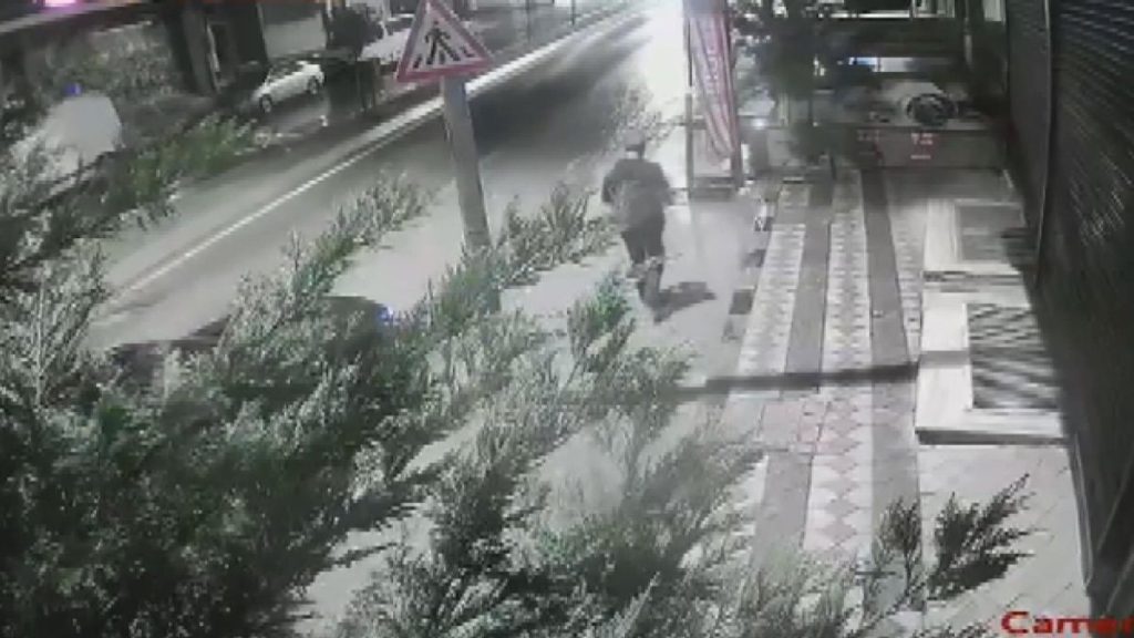 Arnavutköy’de eş cinayeti: 3 çocuğunun gözü önünde öldürdü