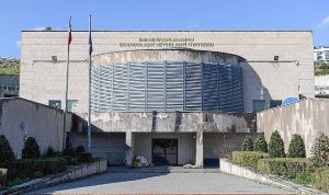 Aşık Veysel Amfi Tiyatro yeni sezona yenilenerek giriyor