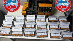 Aydın’da durdurulan araçta 3 bin 600 kaçak makaron ele geçirildi