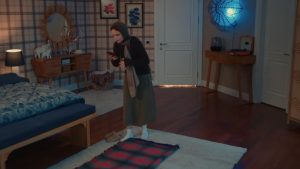 Aynı Yağmurun Altında dizisinin ekrana kilitleyen namaz kılma sahnesi