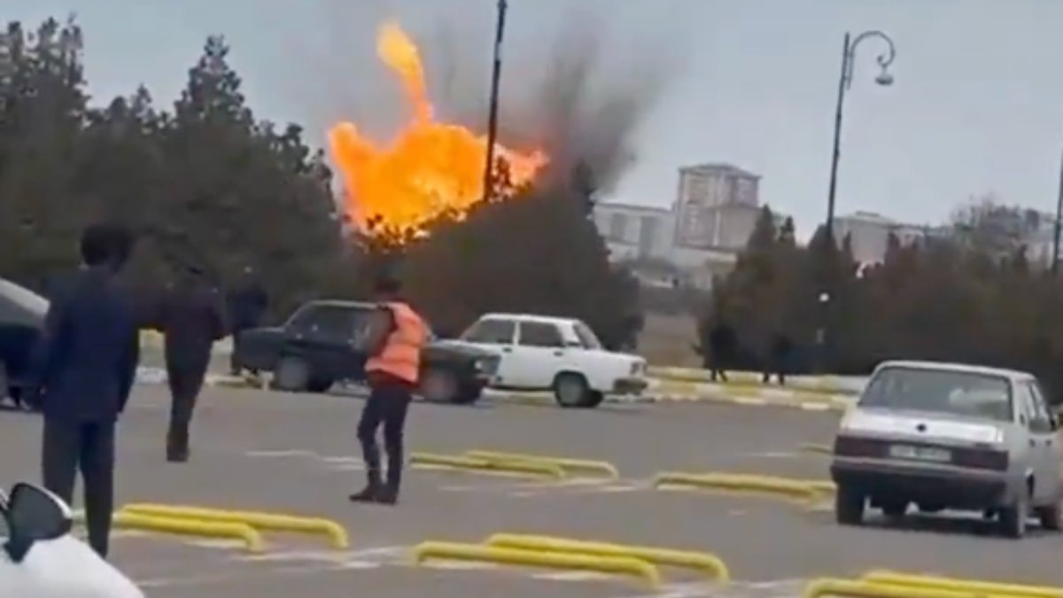 Azerbaycan’dan İran kararı: Temsilcilikler kapatılıyor