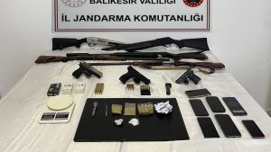 Balıkesir’de 52 adrese uyuşturucu operasyonu