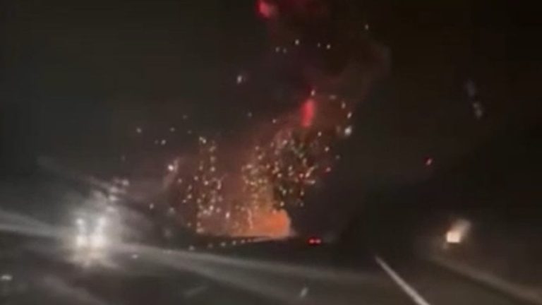 Balıkesir’de F-16 savaş uçağının düşme anı