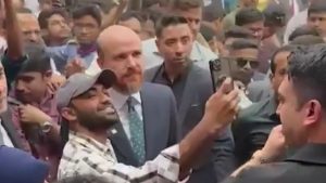 Bangladeş’te Bilal Erdoğan’a yoğun ilgi