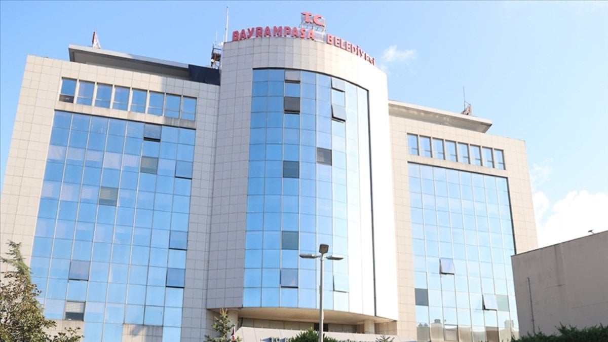 Bayrampaşa Belediyesi’nde iki CHP’li Meclis Üyesi, partiden istifa ettiklerini duyurdu