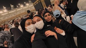 Brezilyalı kadın futbolcu Müslüman oldu