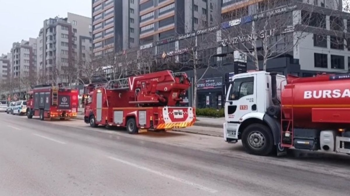 Bursa’da eski çalışan dehşeti: 2 dükkanı ateşe verdi