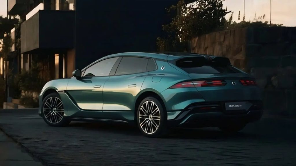 BYD, dünyanın en uzun menzilli elektrikli otomobilini tanıttı