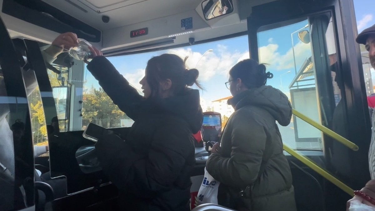 Çankırı’da otobüs şoföründen iftara yetişemeyen yolculara ikram