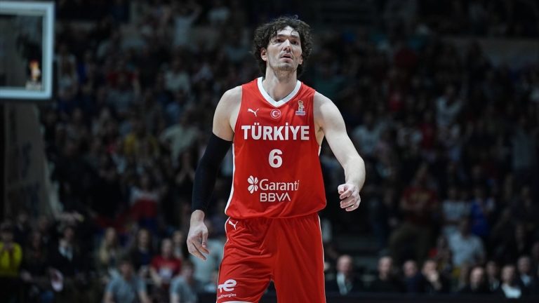 Cedi Osman: Sırbistan’ı yenersek büyük bir avantaj yakalayacağız