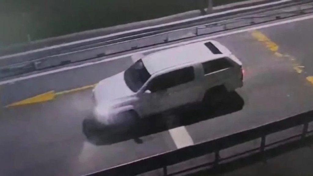 CHP’den belediye başkanlarına makam aracı uyarısı