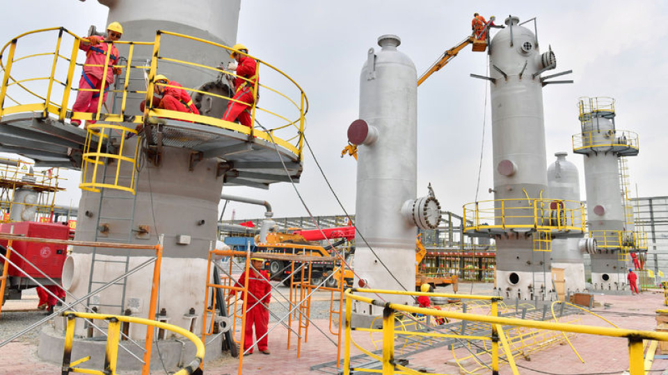 Çin akaryakıt ihracatını askıya alıyor