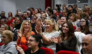 Dayanışmanın Türküsü Bornova’da Yükseldi