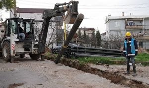 Derince’de Altyapı Çalışmaları Tüm Hızıyla Sürüyor