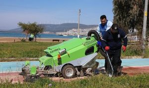 Didim Belediyesi Ekiplerinden Akbük ve Fevzipaşa Mahallesi’nde Kapsamlı Temizlik Çalışması