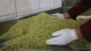 Diyarbakır’da esnaf 25 ton tatlı satmayı hedefliyor