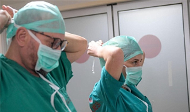 Doğdukları hastanede şifa dağıtıyorlar