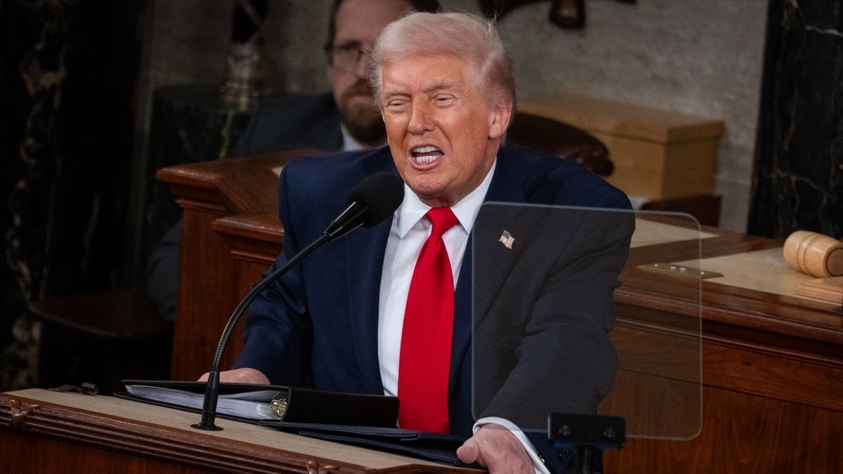 Donald Trump: Çok para kazanıyoruz, insanlar bana yeter diyor