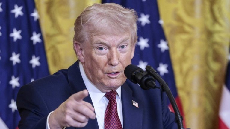 Donald Trump: İran’a sınırlı bir saldırıyı değerlendiriyorum