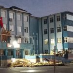 Düzce’de fırtınanın çatısını uçurduğu okulda eğitime ara verildi