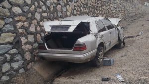 Elazığ’da istinat duvarına çarpan otomobilin sürücüsü hayatını kaybetti