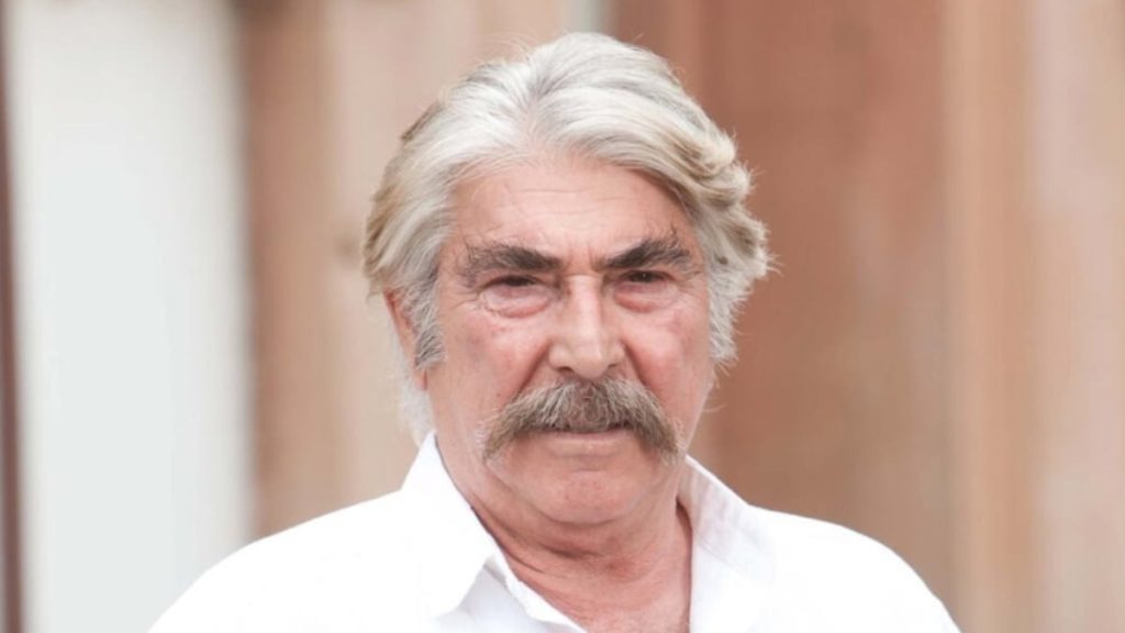 Erdal Özyağcılar’dan Dünya Kedi Günü paylaşımı