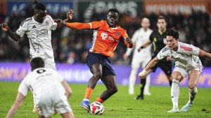 Eski hakemler, Başakşehir-Beşiktaş maçının tartışmalı kararlarını değerlendirdi