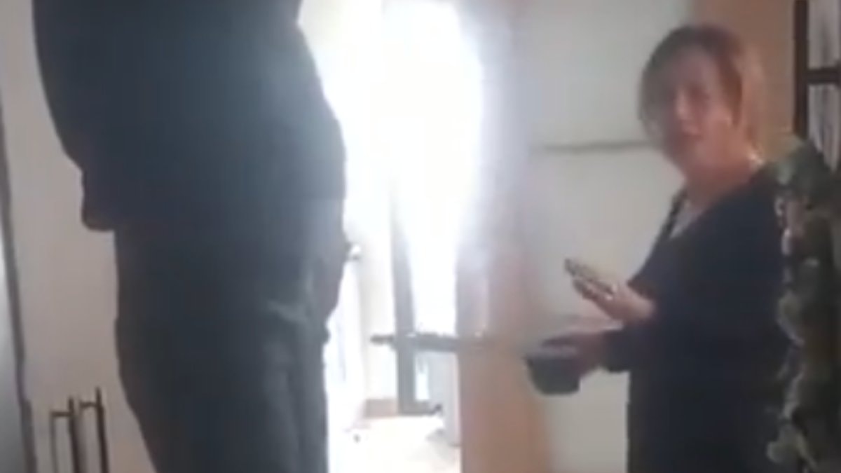 Evine kavuşan Kahramanmaraşlı depremzede: Tayyip Erdoğan’dan Allah razı olsun