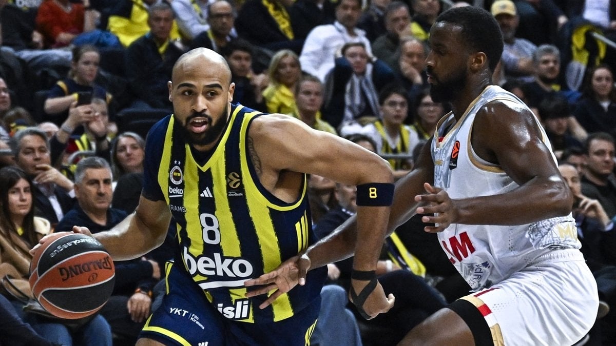Fenerbahçe evinde Monaco’yu rahat geçti