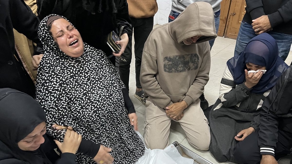 Gazze’de can kaybı 72 bin 95’e yükseldi