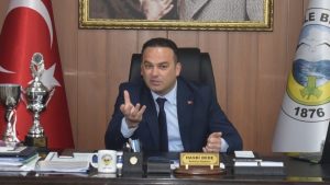 Görele Belediyesi’nde seçim öncesi CHP’den iki isim istifa etti