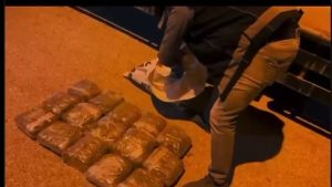 Hatay’da kamyonet kasasında 11 kilo 200 gram uyuşturucu yakalandı