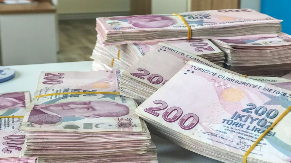 Hazine alacakları 253 milyar lira oldu