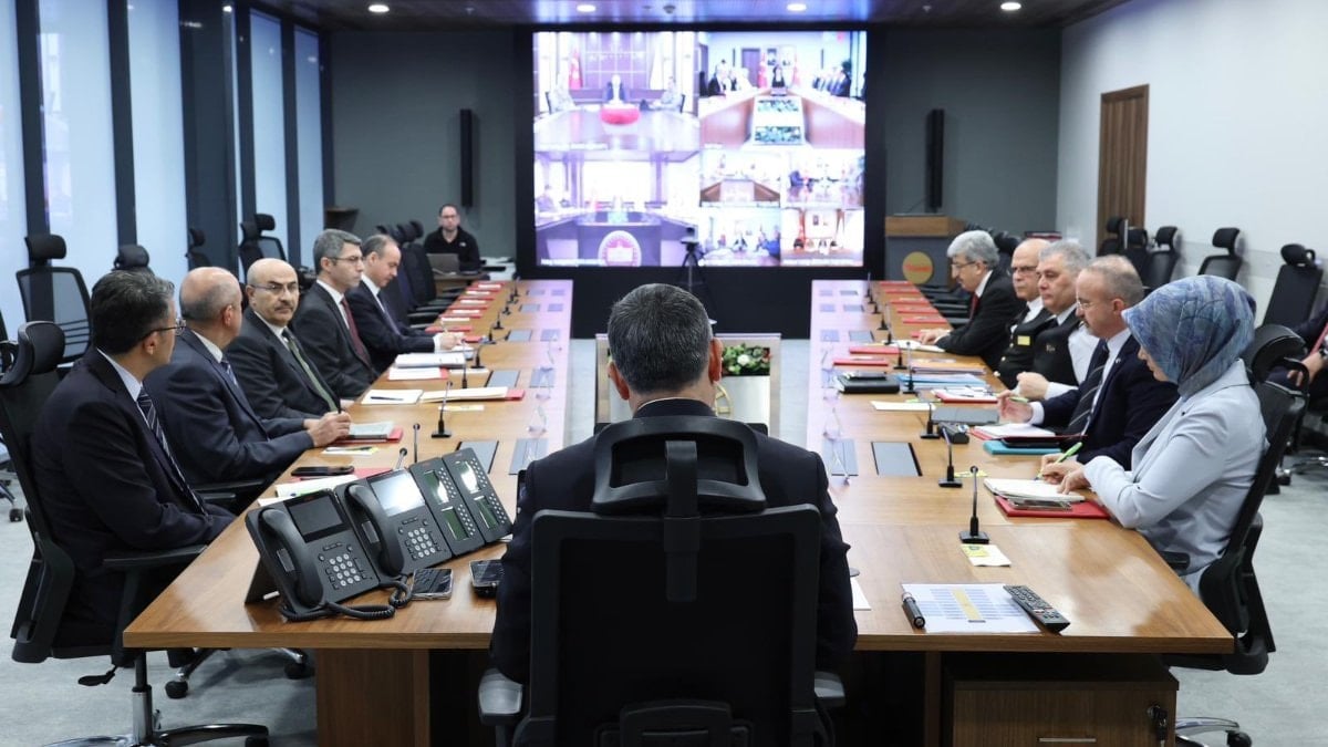 İçişleri’nden sınır güvenliği toplantısı: Mustafa Çiftçi sınır valileriyle görüştü