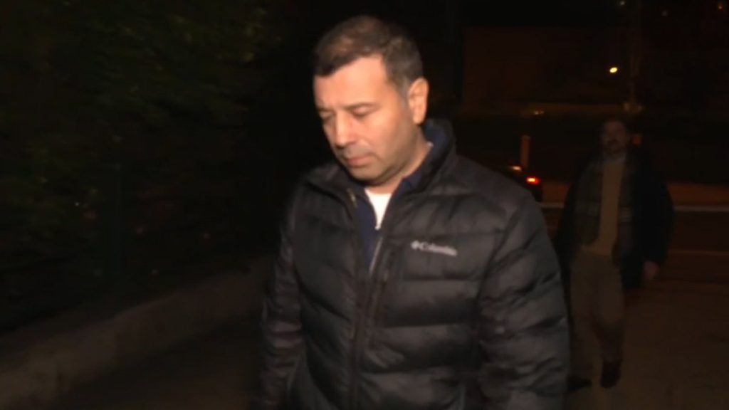 İncirlik yayını nedeniyle gözaltına alınan Kenan Şener soruları geçiştirdi