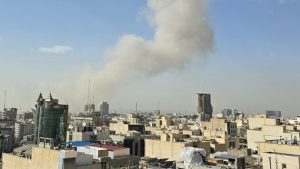 İran hava sahasını kapattı