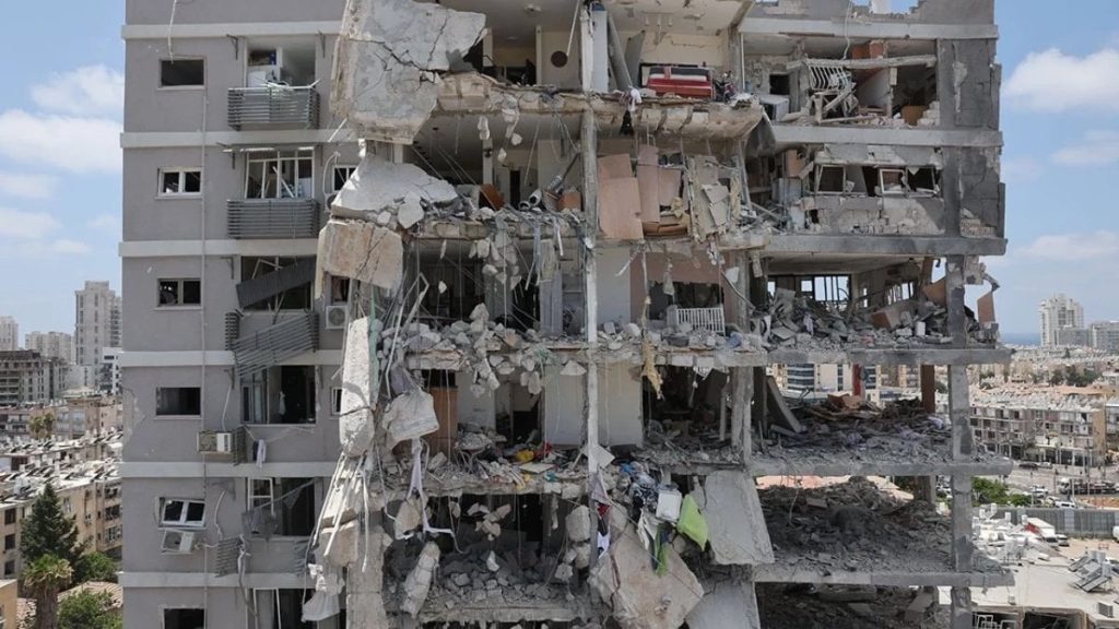 İran’da can kaybı 787’ye ulaştı