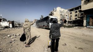 İsrail, Batı Şeria’da Filistinlilere ait evleri ve tesisleri yıktı