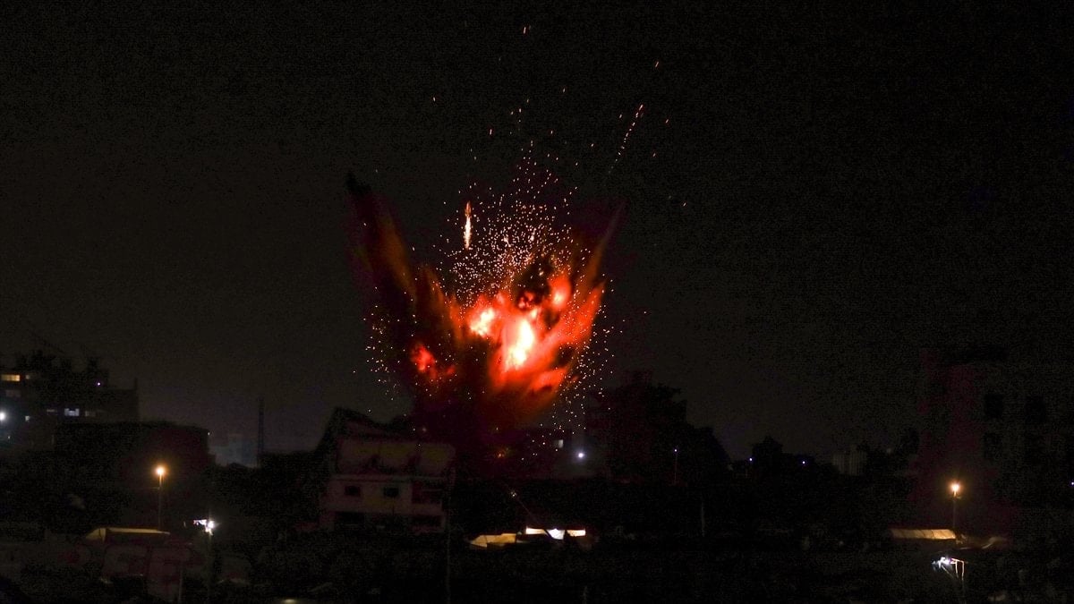 İsrail ordusu Gazze Şeridi’nin çeşitli bölgelerine saldırılar düzenledi