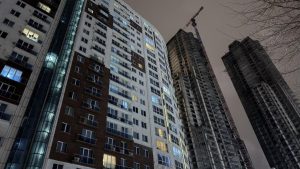 İstanbul Esenyurt’ta rezidansta 2 kişi silahla vurulmuş halde ölü bulundu