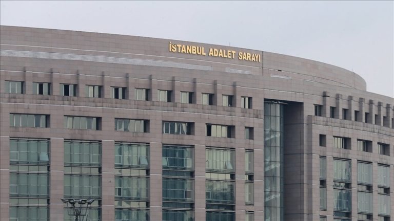 İstanbul merkezli 8 ilde ‘Sahte belgelerle ikamet izni’ operasyonunda 48 gözaltı