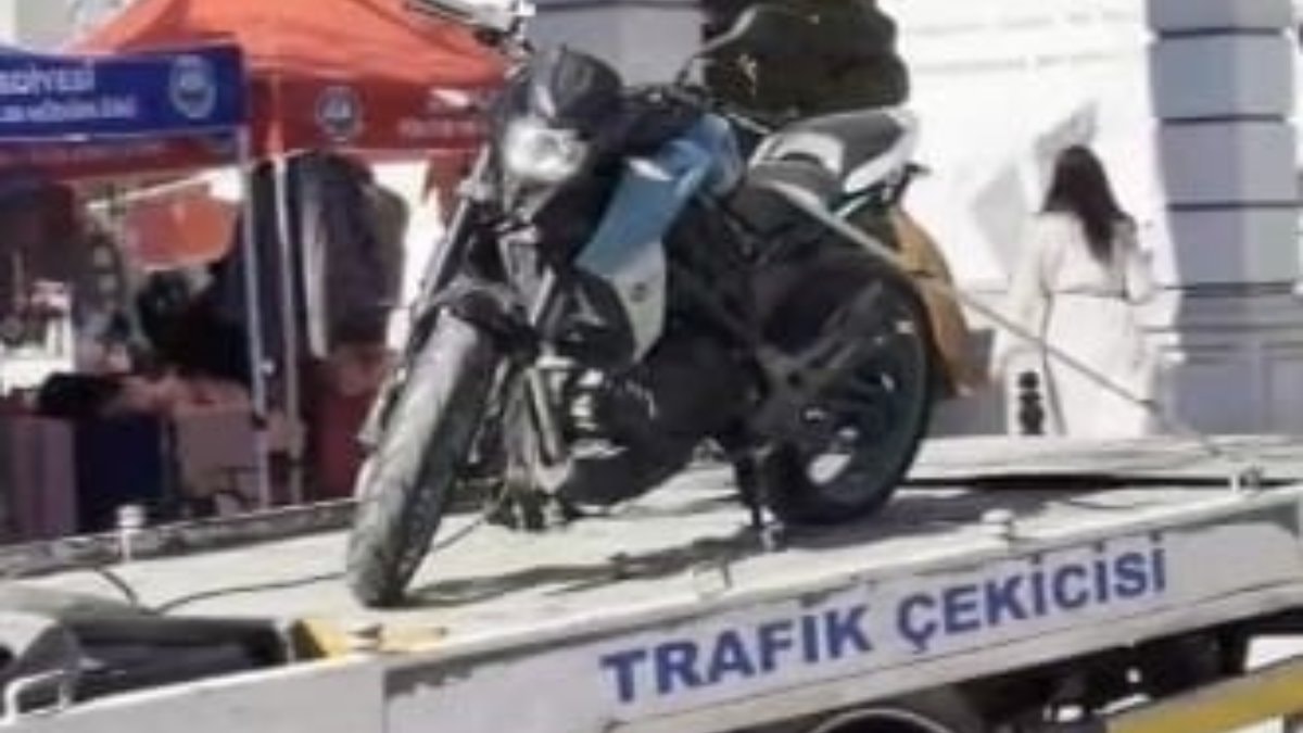 İstanbul’da sahte plakalı motosiklet sürücüsüne ceza yağdı