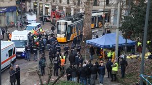 İtalya’da tramvay raydan çıktı: 2 ölü 38 yaralı