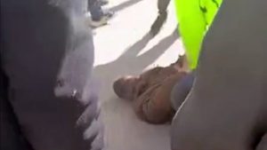 İzmir’de husumetlisinin iş yerine pompalı tüfekle ateş açan şahıs gözaltına alındı