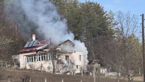 Karabük’te müstakil evde yangın: 1 ölü 1 yaralı