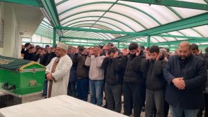 Kocaeli’de sahurda fenalaşan adam tüm müdahalelere rağmen kurtarılamadı